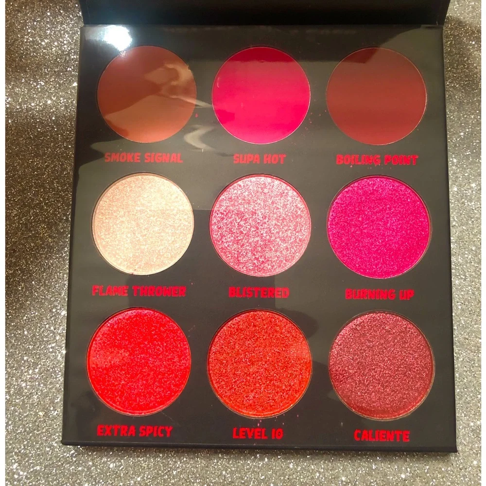 BN! Still Sealed! BH Poison Shock Ghost Pepper 9 Color Shadow Palette 🎨
